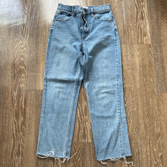 Abercrombie & Fitch Women's High Rise Jeans - Medium Blue - Picture 2 of 4